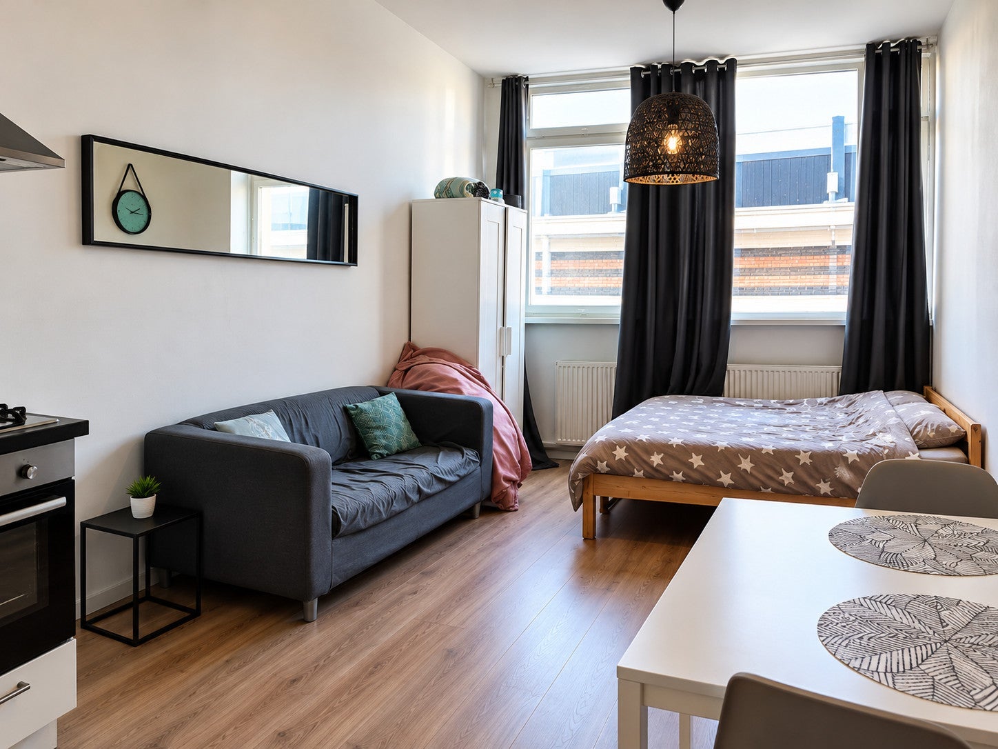 Studio te huur in Den Haag aan Laan van Meerdervoort 419F – 1 kamers, 26 m²