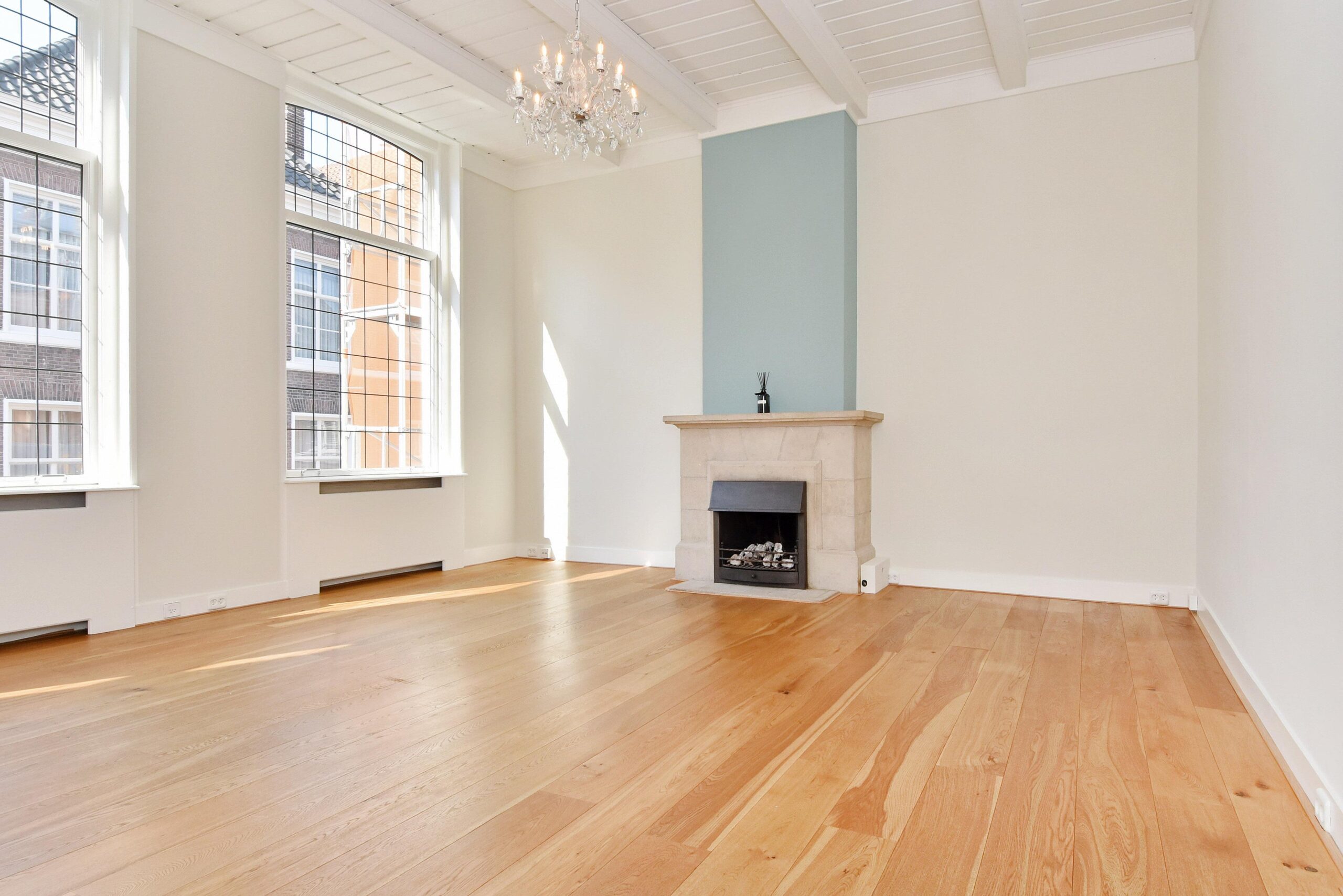 Appartement te huur in Den Haag aan Nieuwe Schoolstraat 1 – 5 kamers, 208 m²