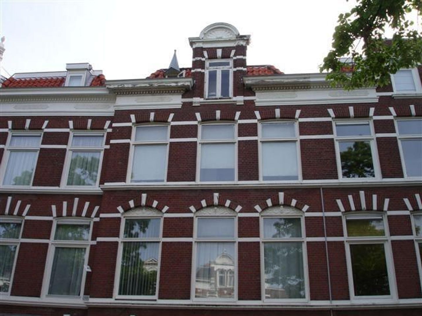Kamer te huur in Den Haag aan Regentesselaan 170B – 1 kamers, 20 m²