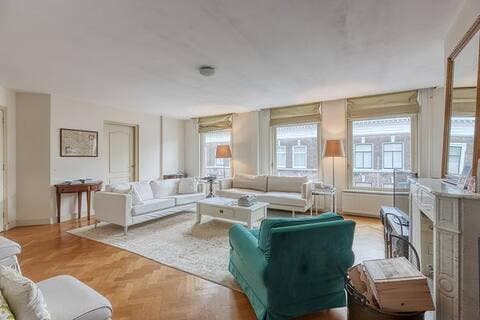 Appartement te huur in Den Haag aan Riouwstraat – 4 kamers, 130 m²
