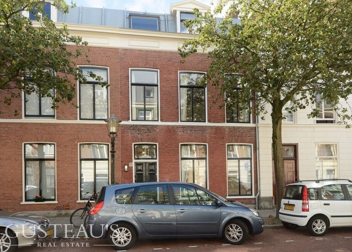 Huis te huur in Den Haag aan Soendastraat – 6 kamers, 195 m²