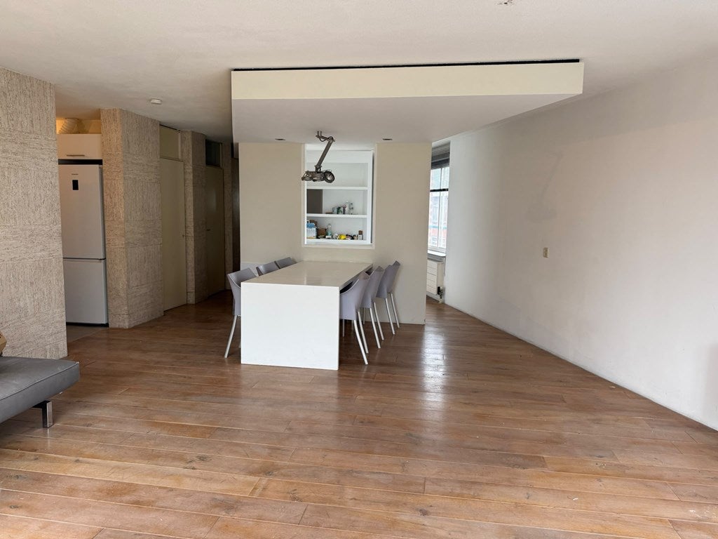 Appartement te huur in Den Haag aan Troelstrakade – 2 kamers, 85 m²