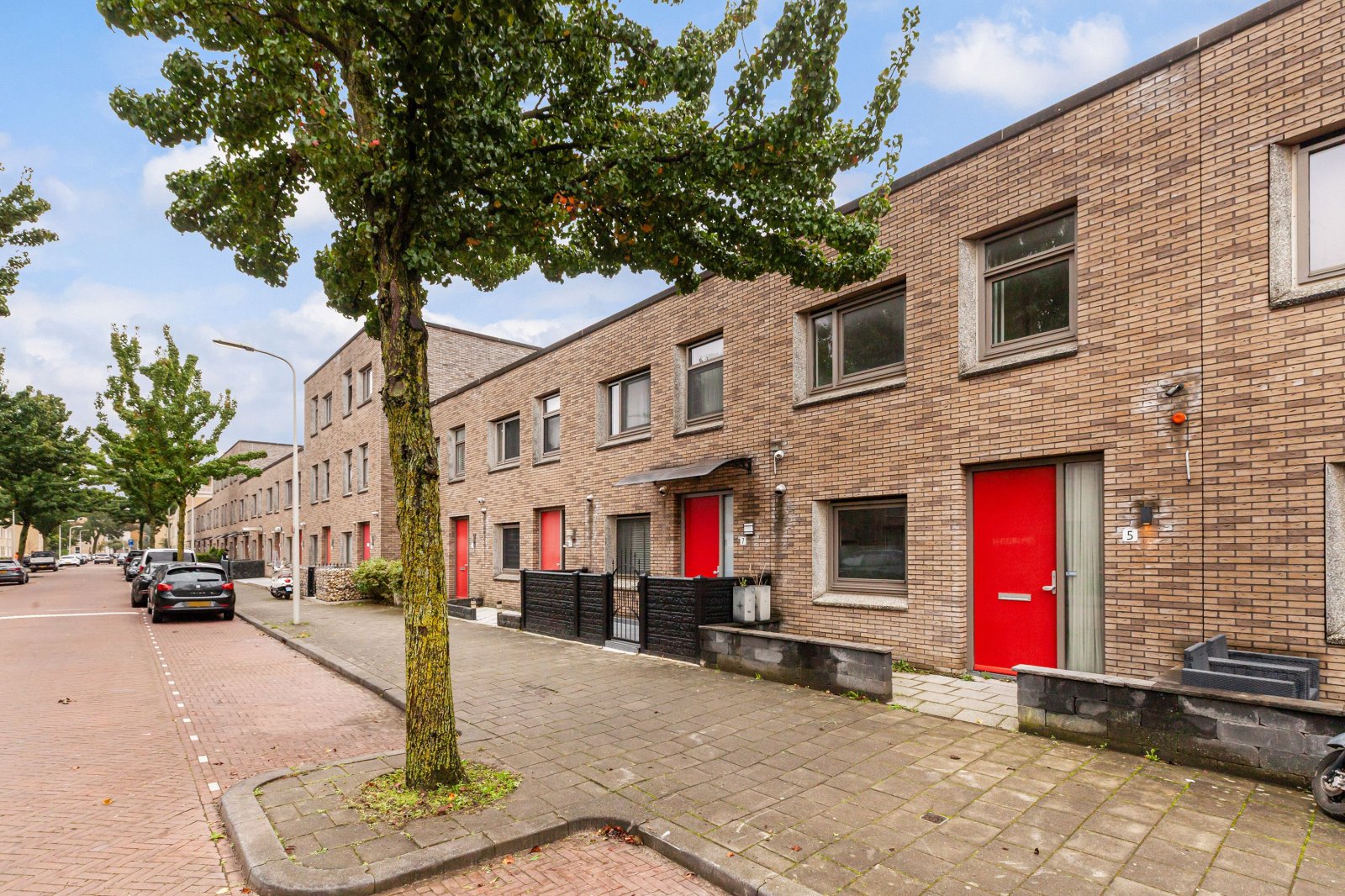 Huis te huur in Den Haag aan Verwoldestraat – 4 kamers, 104 m²
