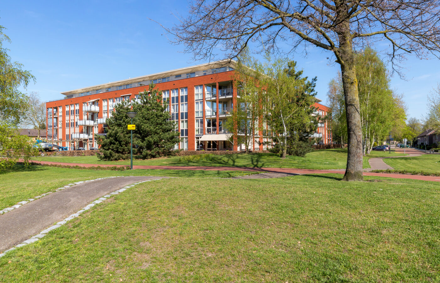 Appartement met lift te huur in Geldrop aan Wethouder van den Eijndenstraat 45 (foto 2)