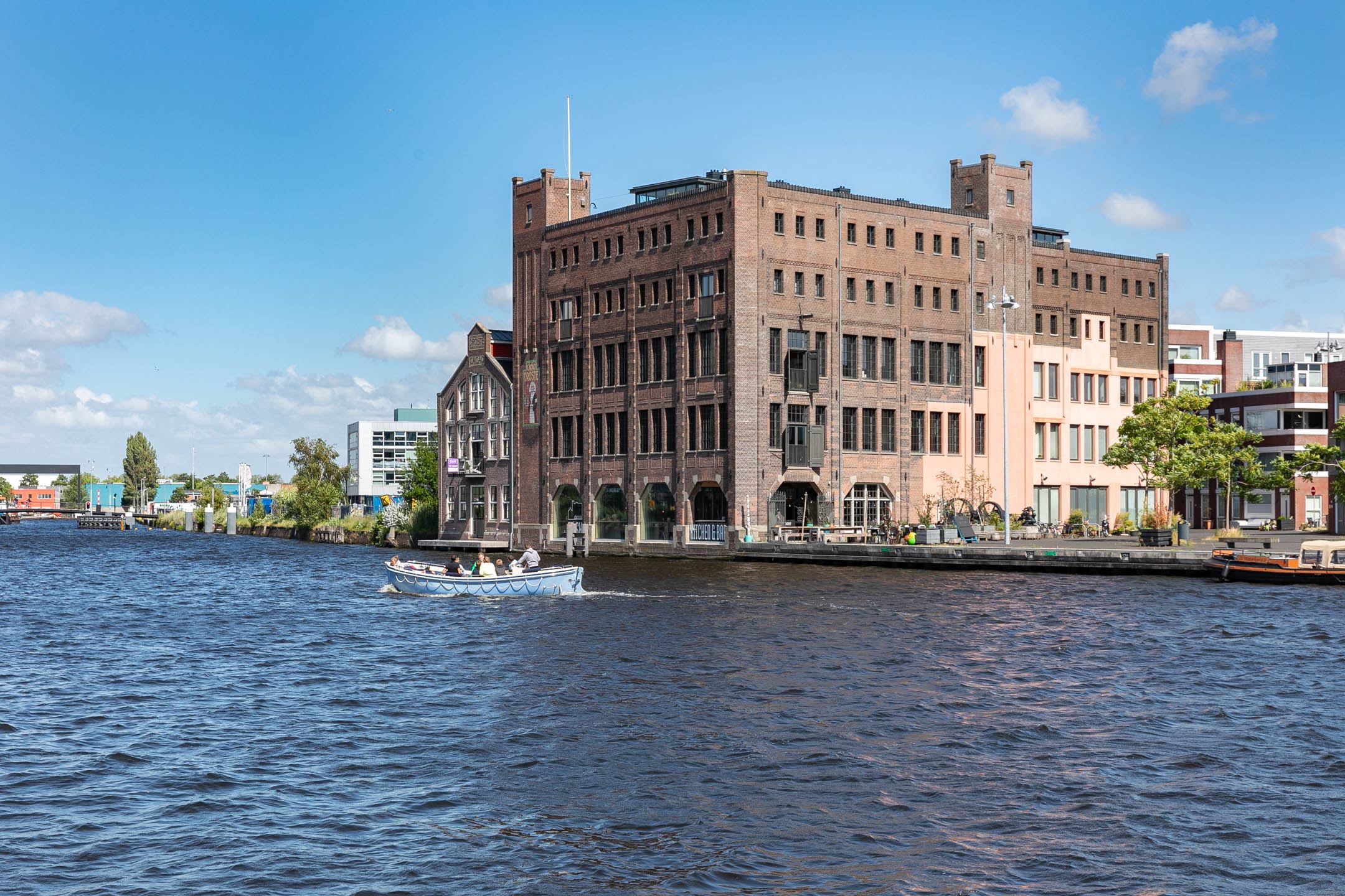 Appartement te huur in Haarlem aan Max Euweplein 18 – 2 kamers, 78 m²