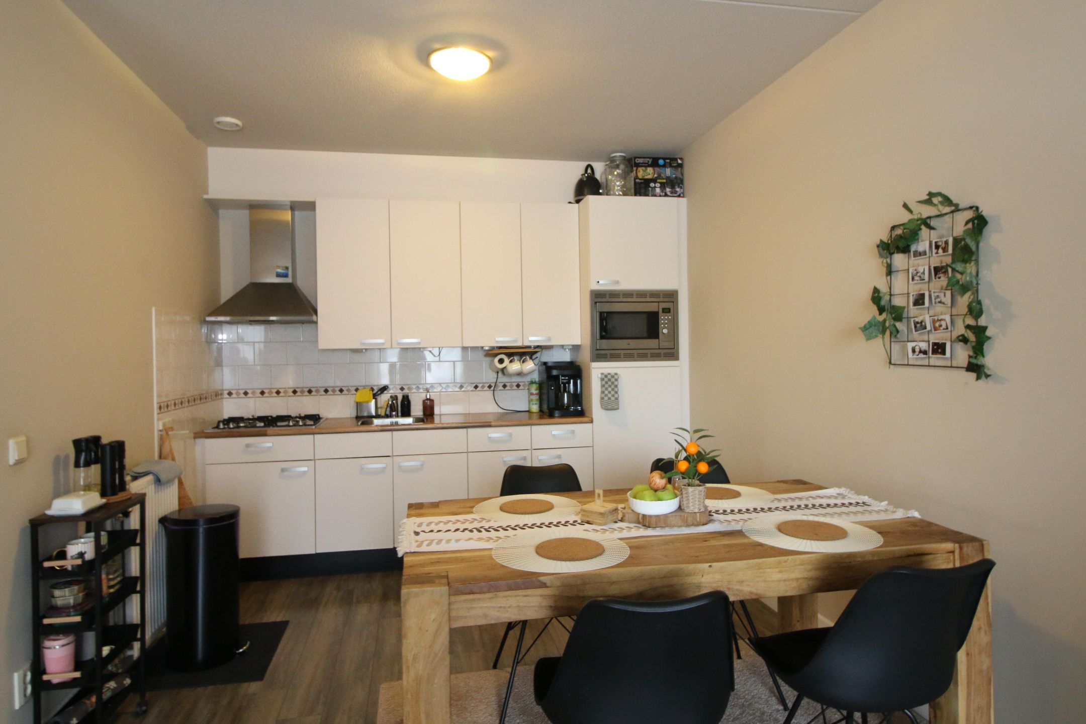 Appartement te huur in Hendrik-Ido-Ambacht aan Jan van der Heydenstraat 17 – 2 kamers, 66 m²