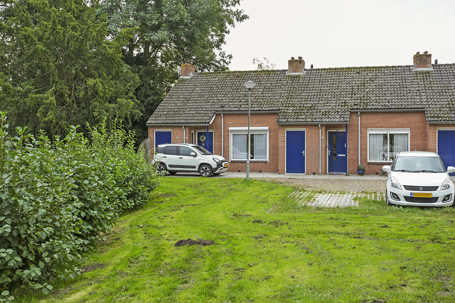 Beganegrondwoning te huur in Hooge Zwaluwe aan Julianastraat 14 (foto 2)