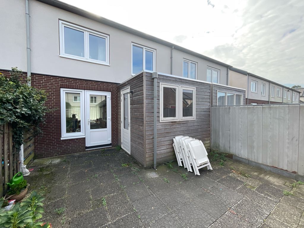 Tussenwoning te huur in Hoogeveen aan Schultestraat 11 (foto 2)