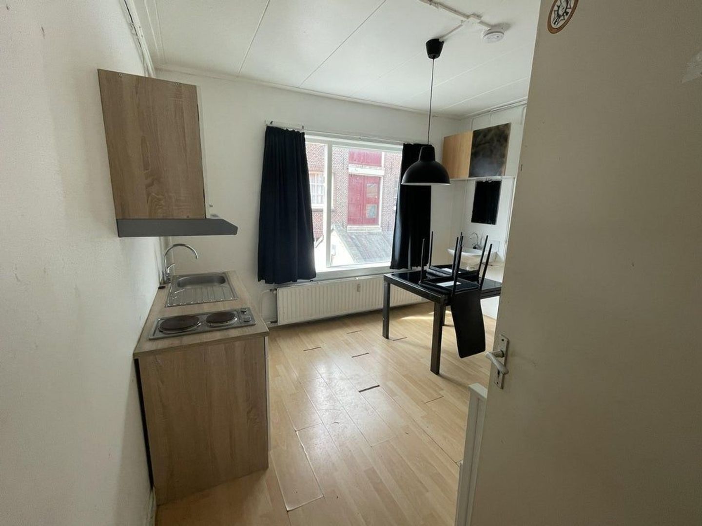 Kamer te huur in Leiden aan Haarlemmerstraat 159 – 1 kamers, 17 m²