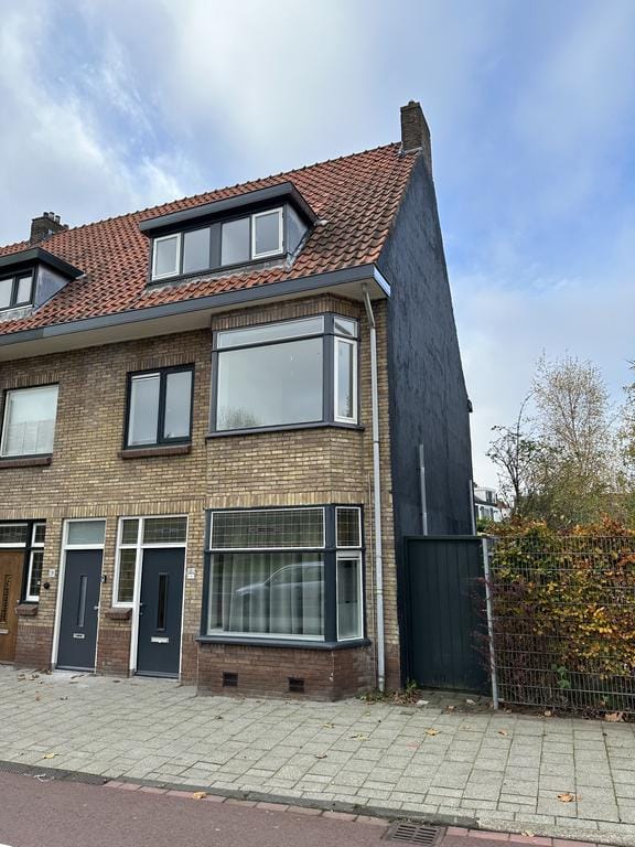 Appartement te huur in Leiden aan Sumatrastraat 118A – 5 kamers, 85 m²