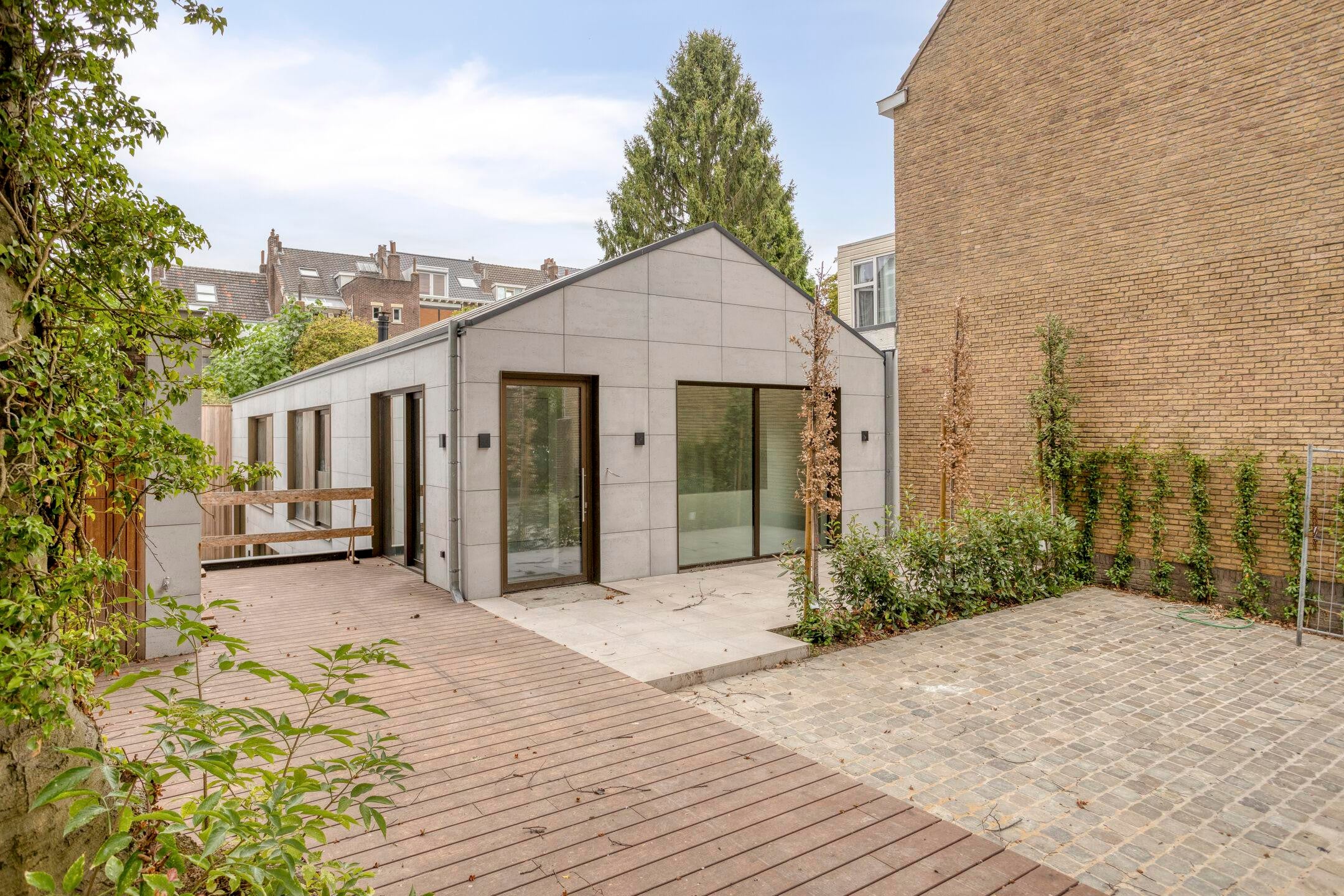 Huis te huur in Maastricht aan Franquinetstraat 40 – 6 kamers, 225 m²