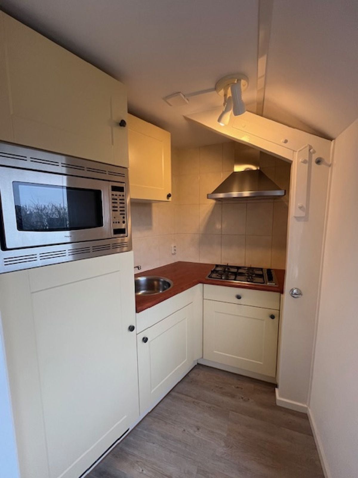 Appartement te huur in Nieuw-Vennep aan Hoofdweg – 2 kamers, 45 m² (foto 4)