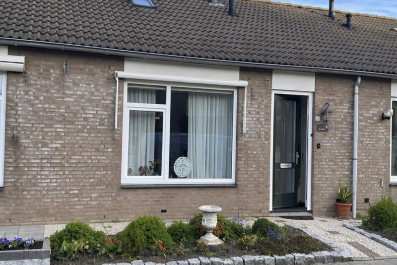 Seniorenwoning te huur in Nieuwe-Tonge aan Oranjestraat 10