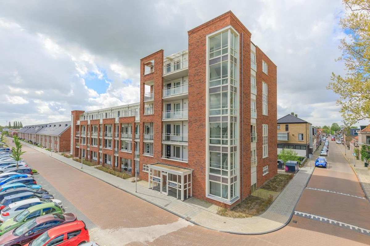 Appartement te huur in Pijnacker aan Stationsplein 20 – 3 kamers, 88 m²