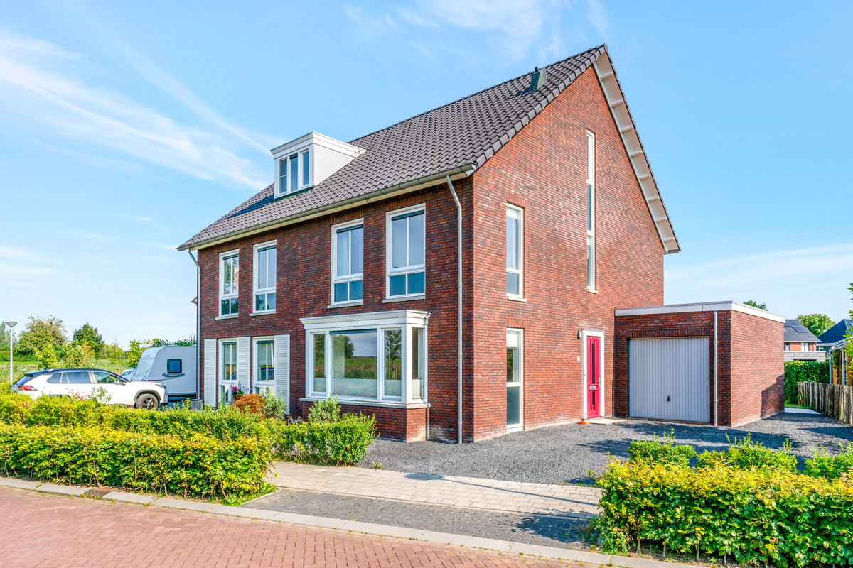 Huis te huur in Rhenoy aan Hooge Veld 11 – 5 kamers, 172 m²