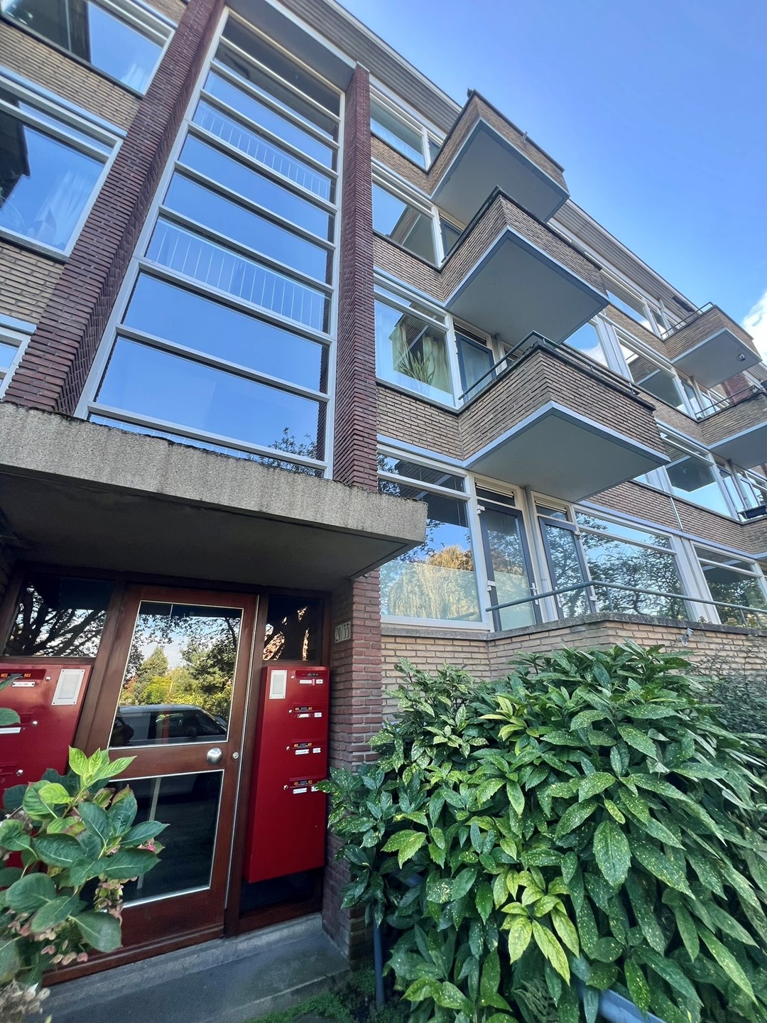 Appartement te huur in Rijswijk aan Cromhoutlaan 27 – 5 kamers, 155 m²