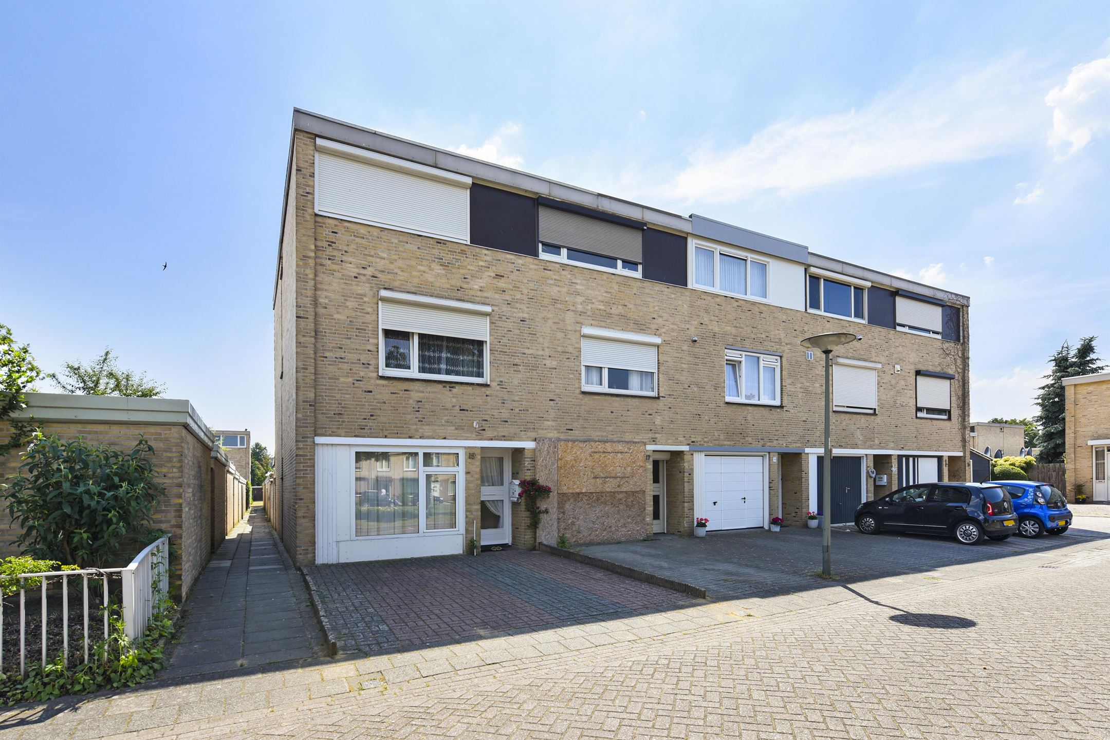 Huis te huur in Roermond aan Mozartstraat – 5 kamers, 133 m²