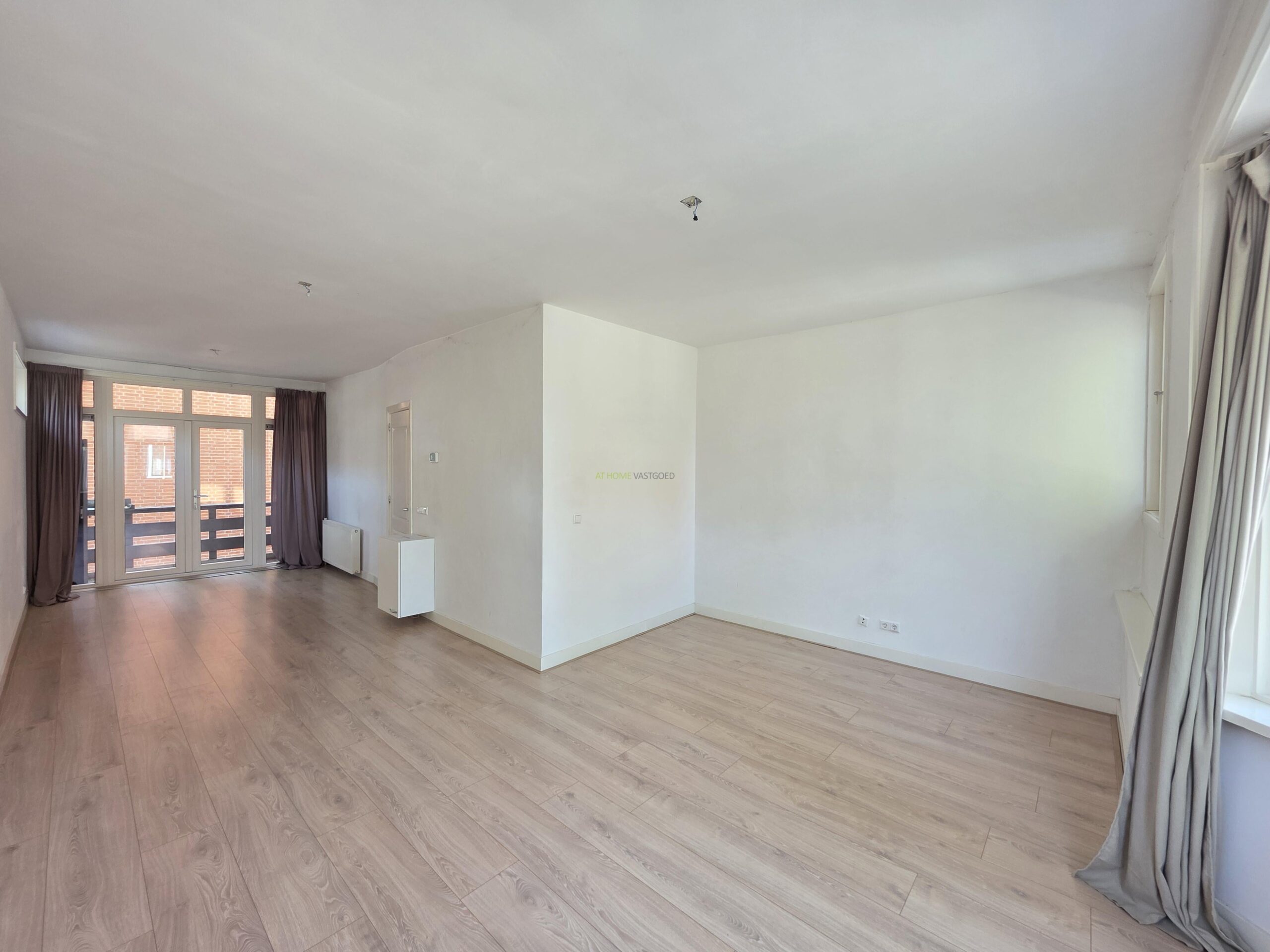 Appartement te huur in Rotterdam aan Azaleastraat – 4 kamers, 106 m²