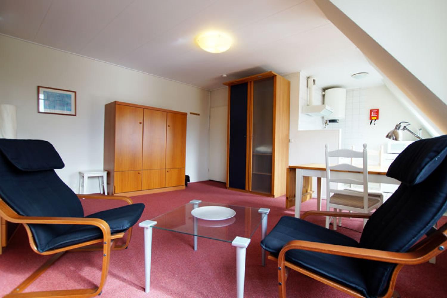 Studio te huur in Rotterdam aan Bergse Dorpsstraat – 1 kamers