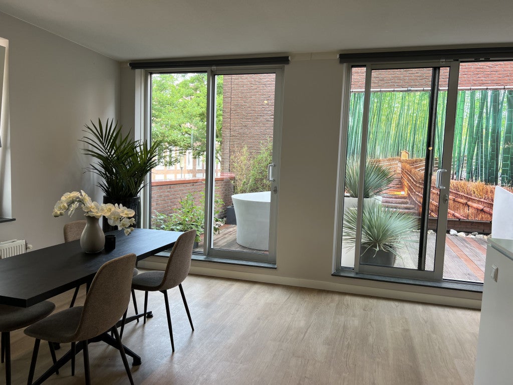 Huis te huur in Rotterdam aan Maashaven O.z. – 3 kamers, 106 m²