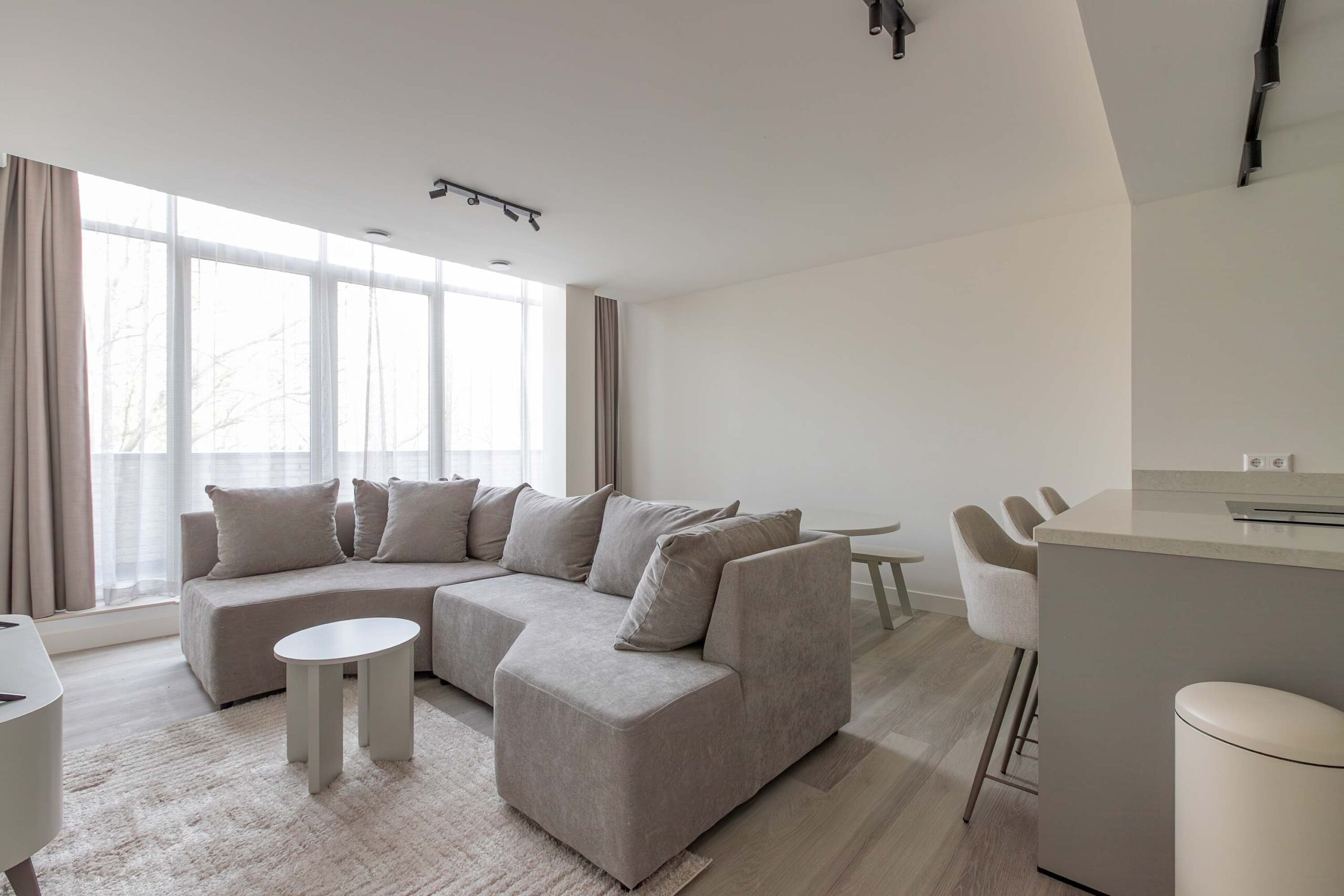 Appartement te huur in Rotterdam aan Mathenesserlaan – 4 kamers, 85 m²