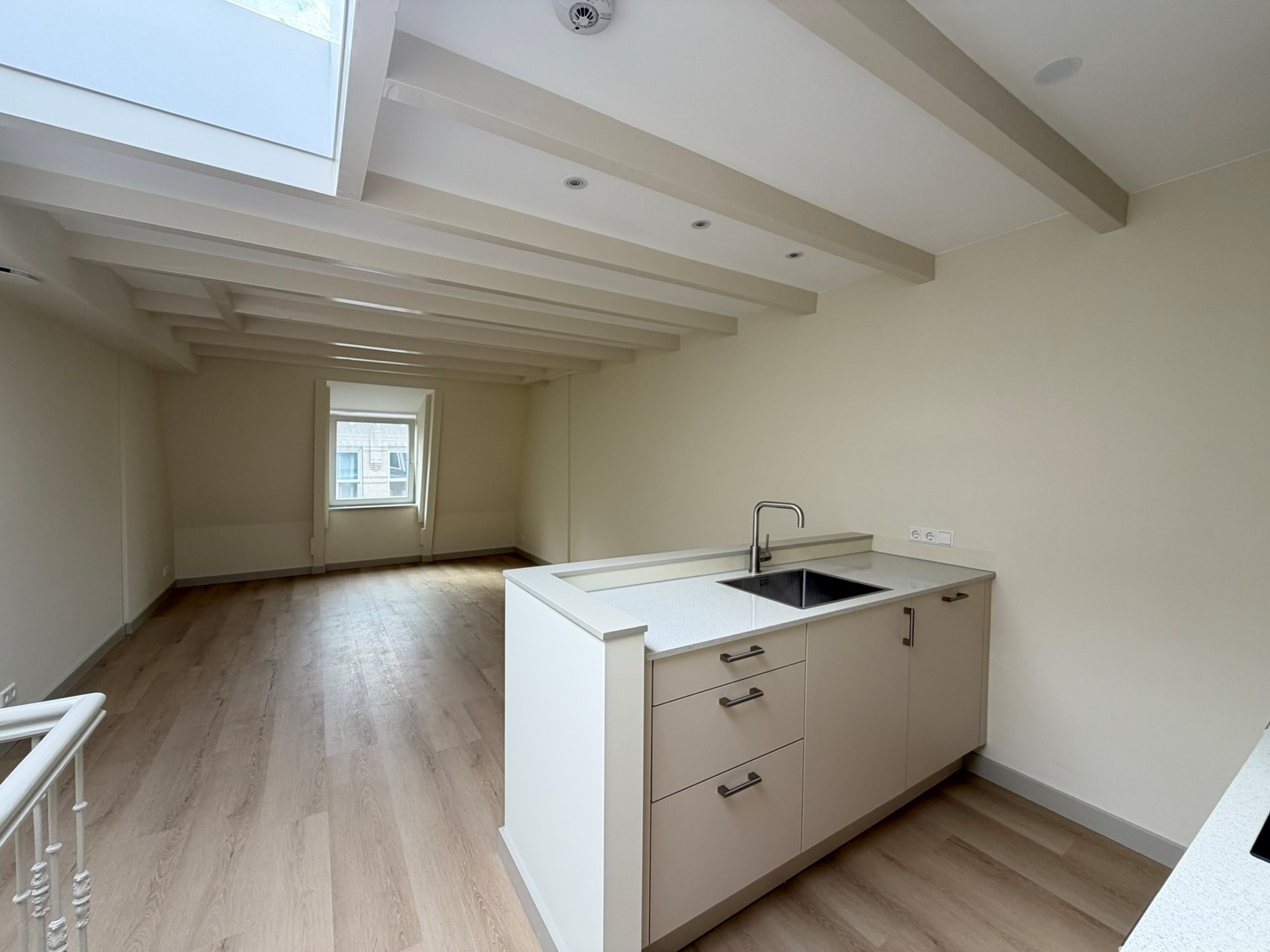 Appartement te huur in Rotterdam aan Oude Binnenweg 105 – 2 kamers, 50 m²