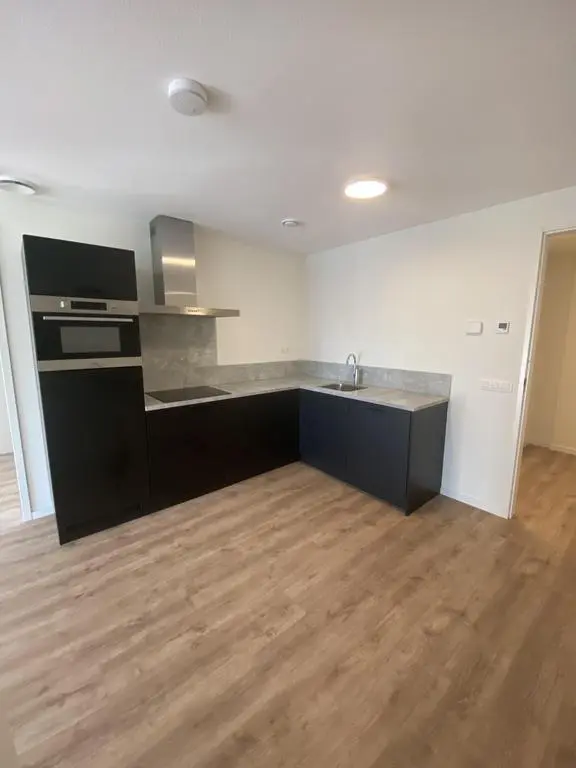 Appartement te huur in Rotterdam aan Prins Hendrikkade 13 – 2 kamers, 72 m²