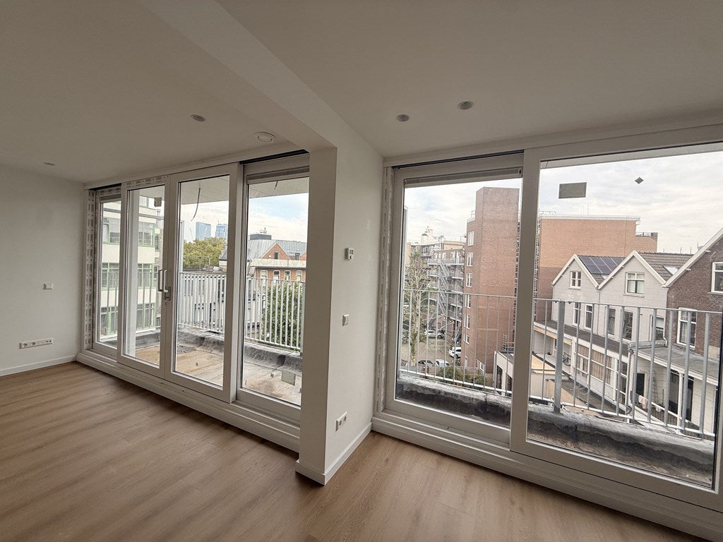 Appartement te huur in Rotterdam aan 's-Gravendijkwal 122 – 3 kamers, 110 m²