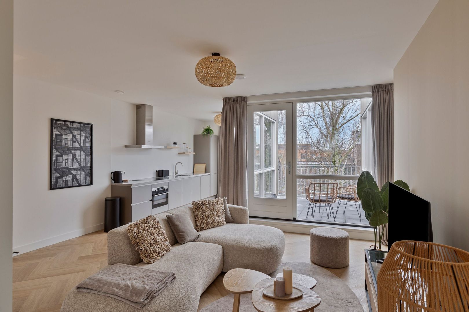 Appartement te huur in Rotterdam aan Willem de Zwijgerstraat 8 – 4 kamers, 125 m²