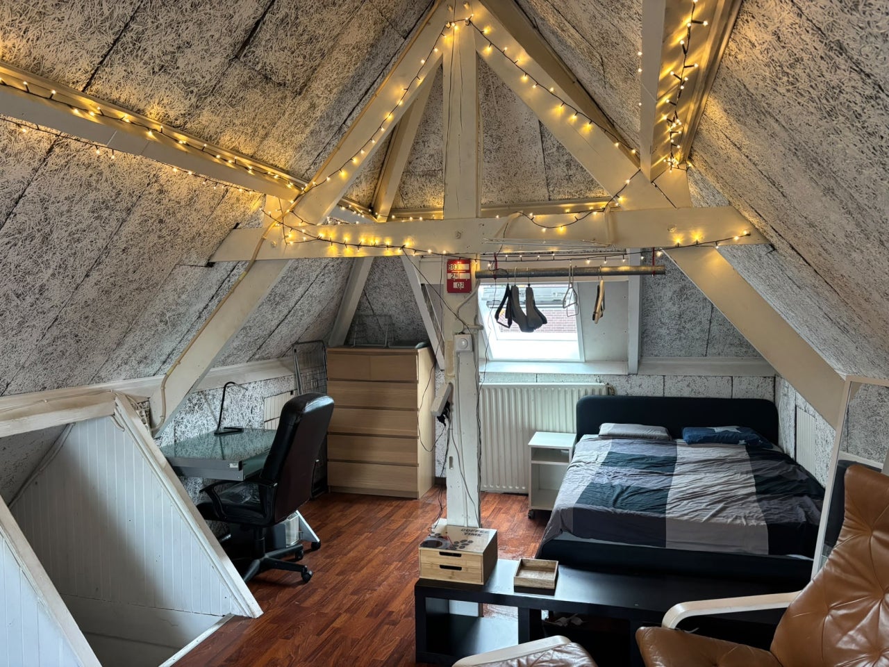 Kamer te huur in Tilburg aan Minister van Sonstraat 1 – 1 kamers, 25 m²
