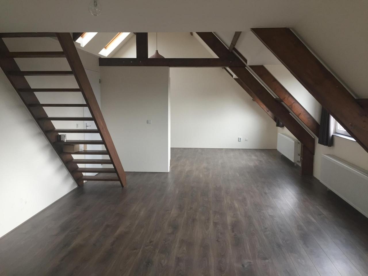 Studio te huur in Tilburg aan Pastoor Smitsstraat – 1 kamers, 77 m²