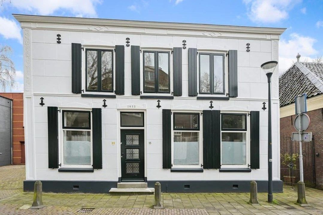 Huis te huur in Uithoorn aan Schans – 6 kamers, 194 m²