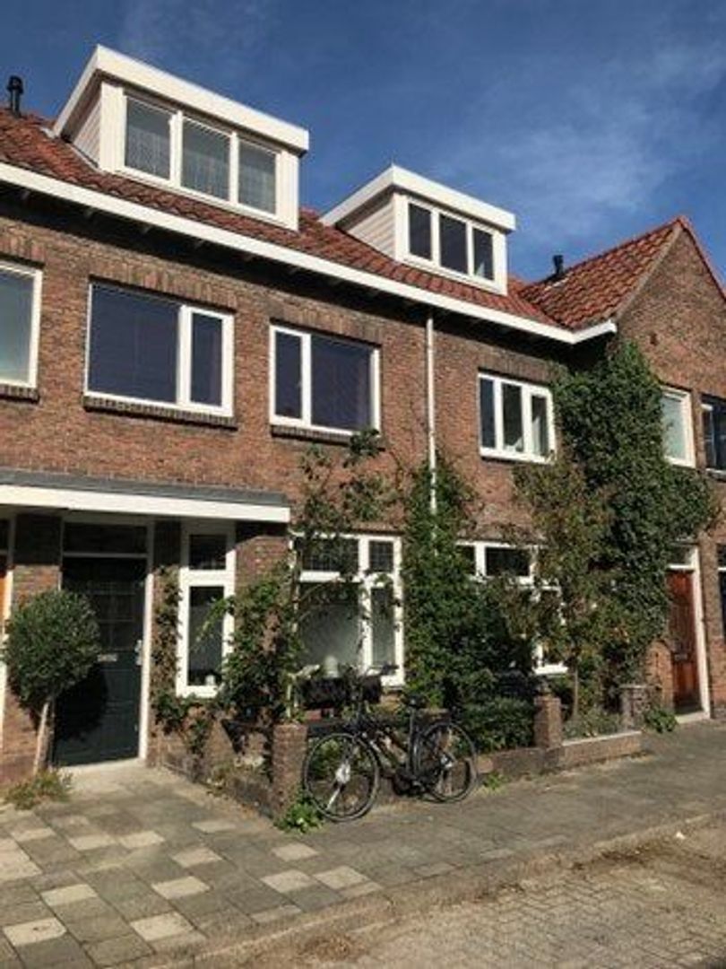 Huis te huur in Utrecht aan Sternstraat 5 – 4 kamers, 108 m²