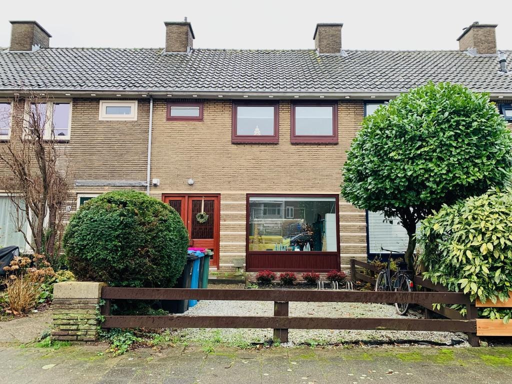 Huis te huur in Voorburg aan Nicolaas Beetslaan 26 – 4 kamers, 100 m²