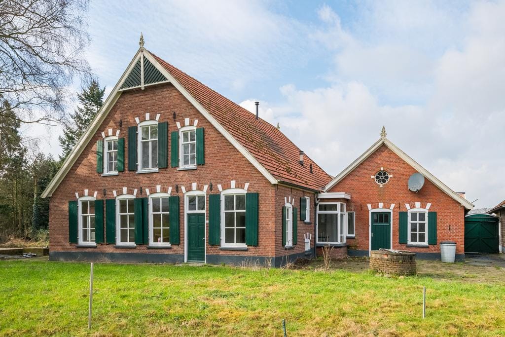 Huis te huur in Winterswijk Huppel aan Waliënseweg 33 – 9 kamers, 231 m²