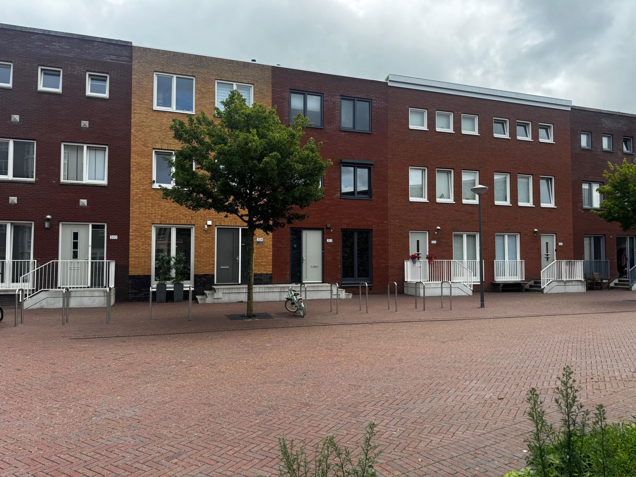 Huis te huur in Zoetermeer aan Oosterheemplein 305 – 6 kamers, 139 m²