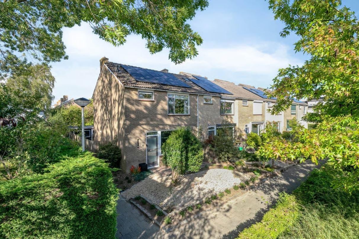 Huis te huur in Zuid-Beijerland aan Irisstraat 18 – 5 kamers, 98 m²